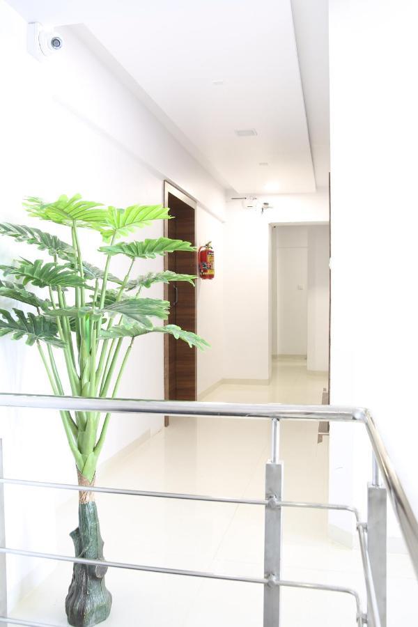 Hotel Apple Inn Νάβι Μουμπάι Εξωτερικό φωτογραφία